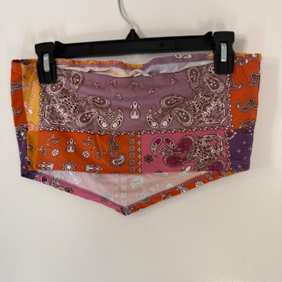 Bandana Print Bandeau Top - Picture 2 of 3